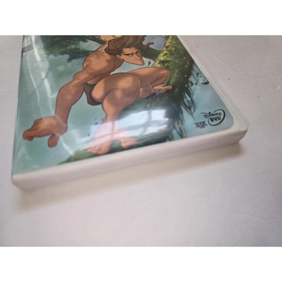 Tarzan - Picture 2 of 5